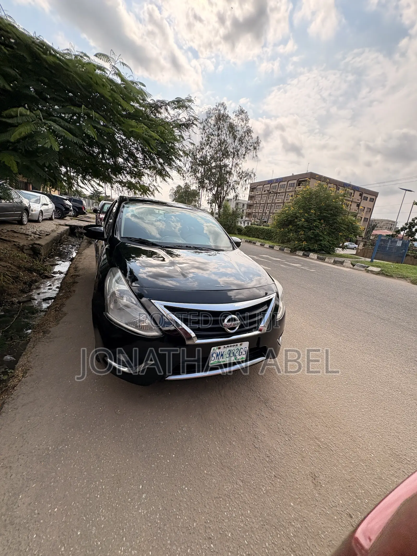 Nissan Almera 2016 Black