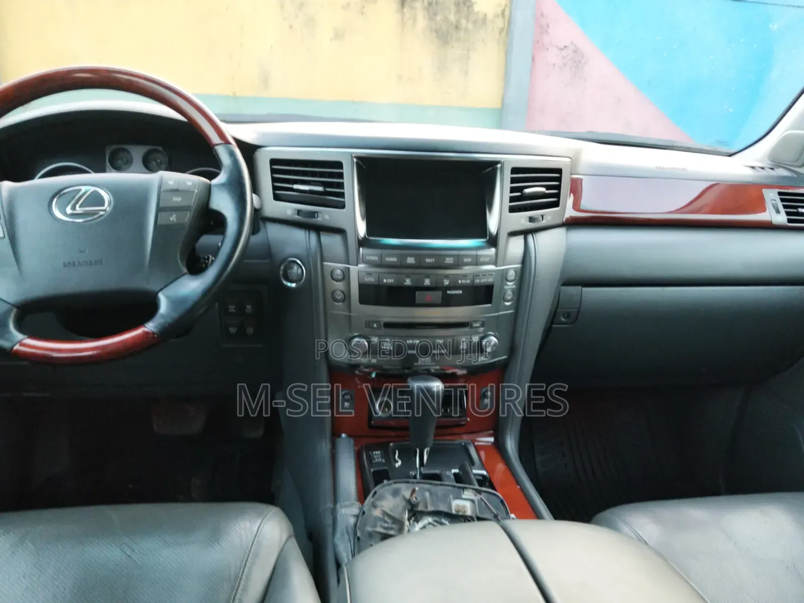 Lexus LX 570 2011 Black