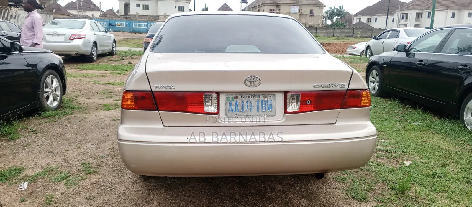 Toyota Camry 2022 Gold