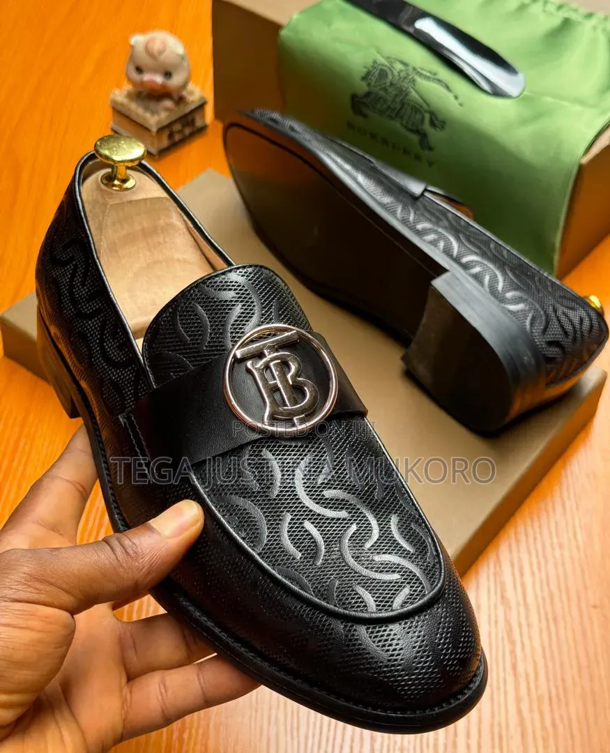 Luxury Burberry Men's Flat Shoes