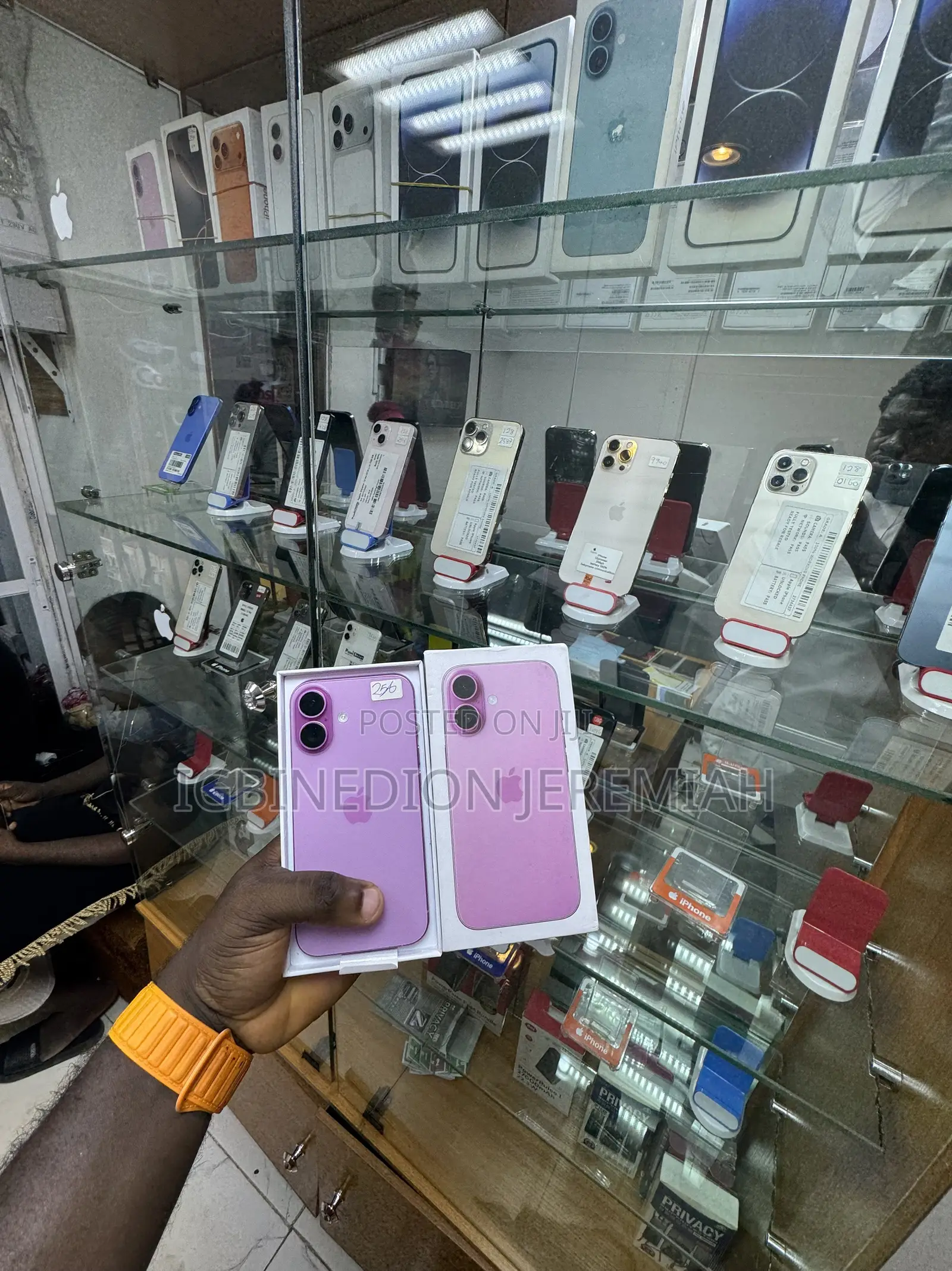 Apple iPhone 16 256 GB Pink
