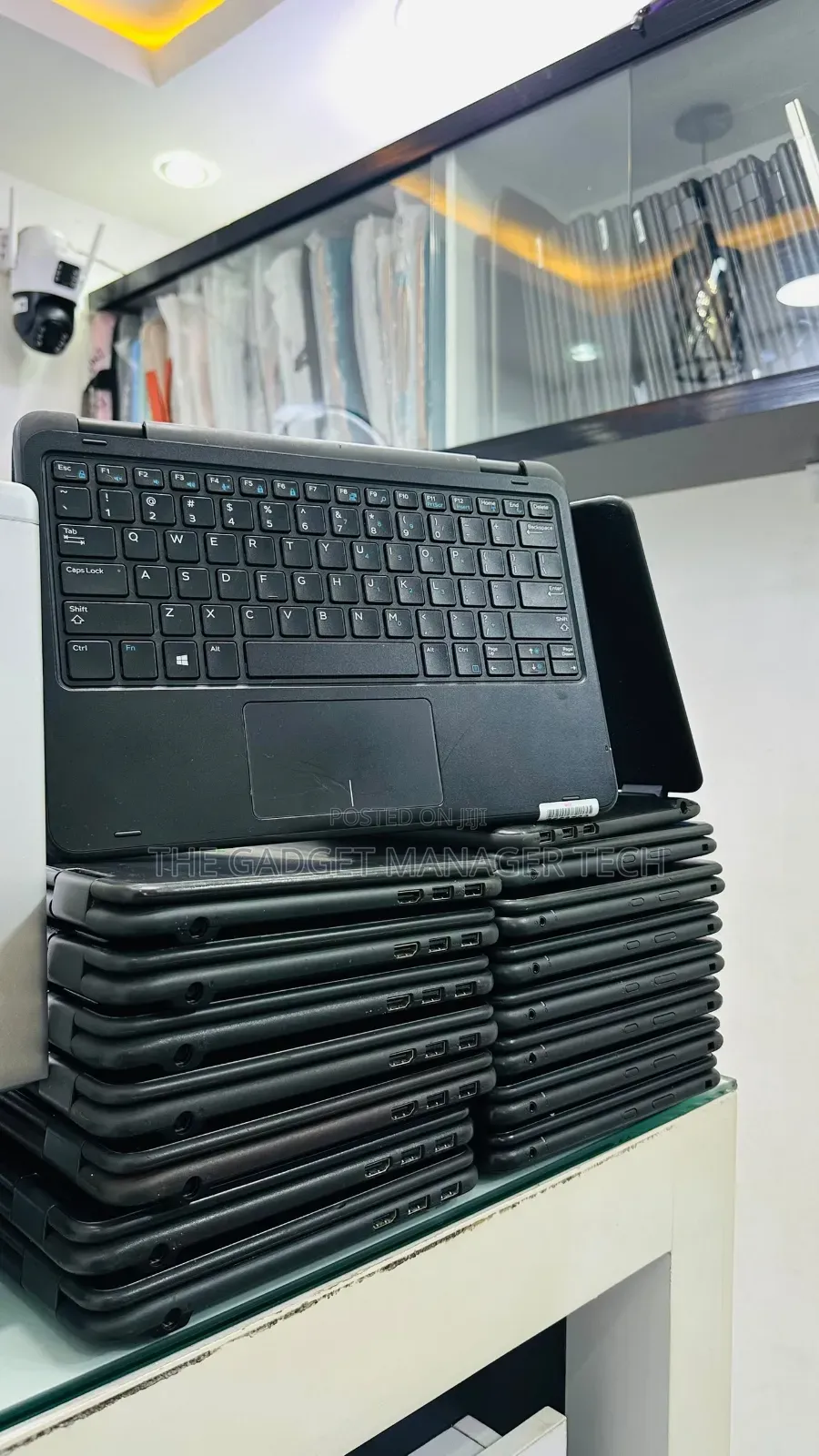 Laptop Dell Latitude 3190 2-in-1 8GB Intel Pentium SSD 128GB