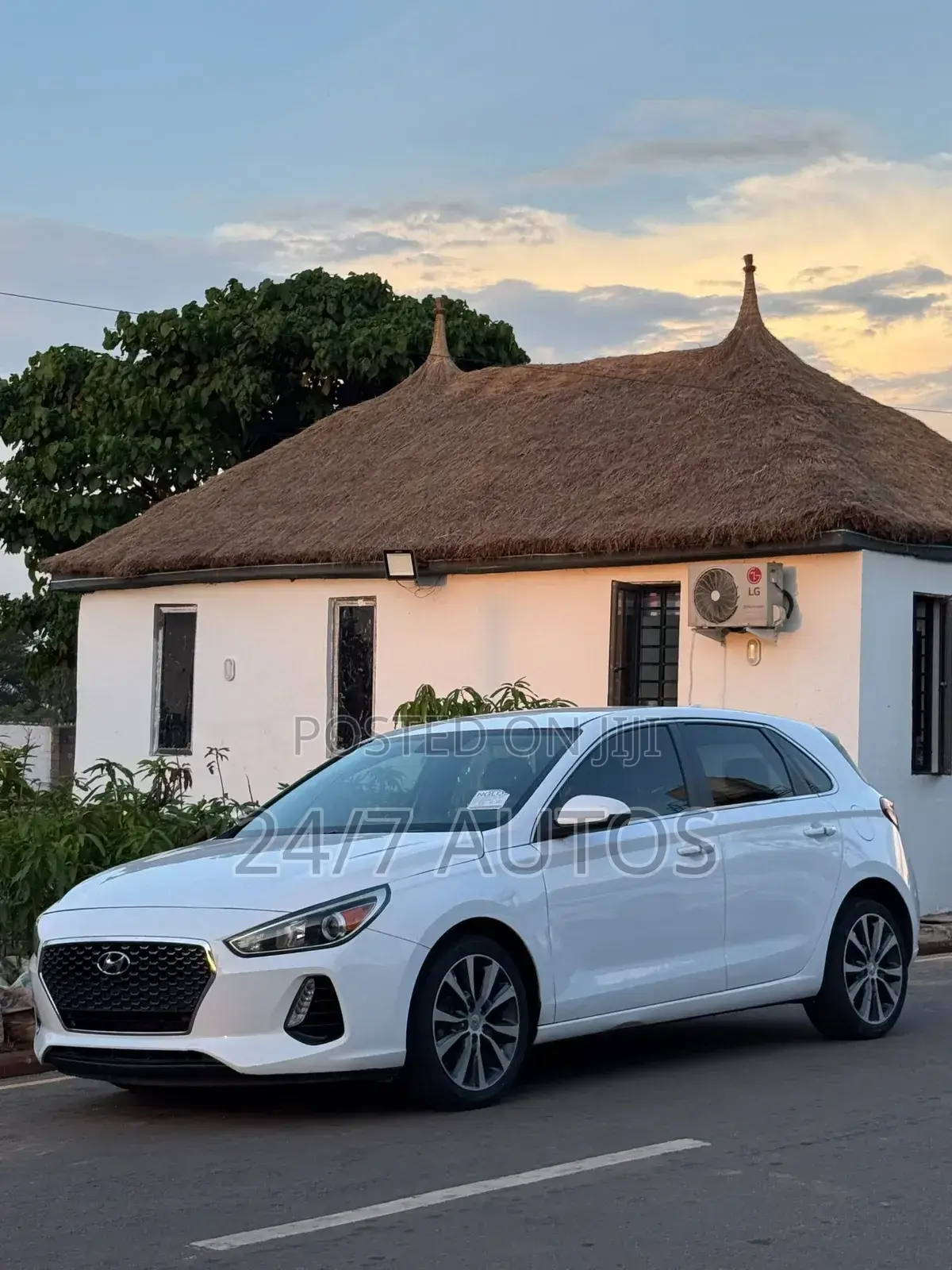 Hyundai Elantra 2020 White