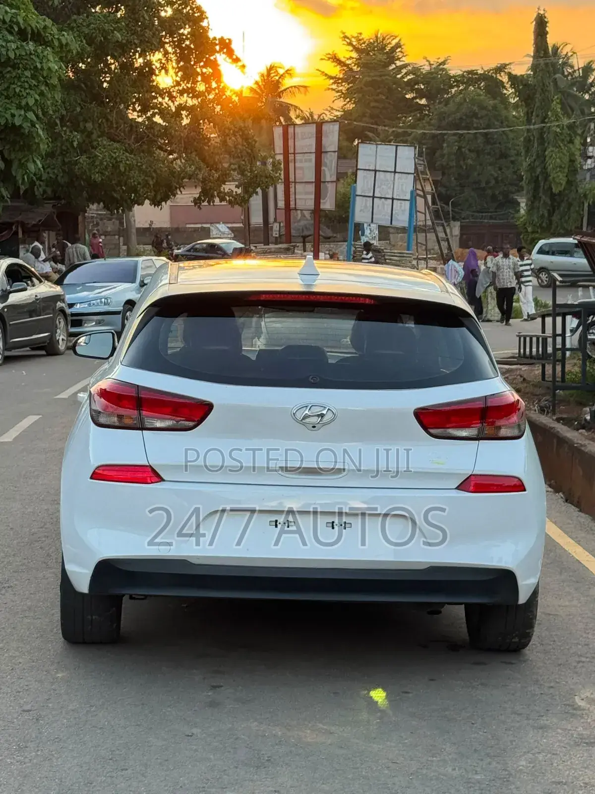 Hyundai Elantra 2020 White
