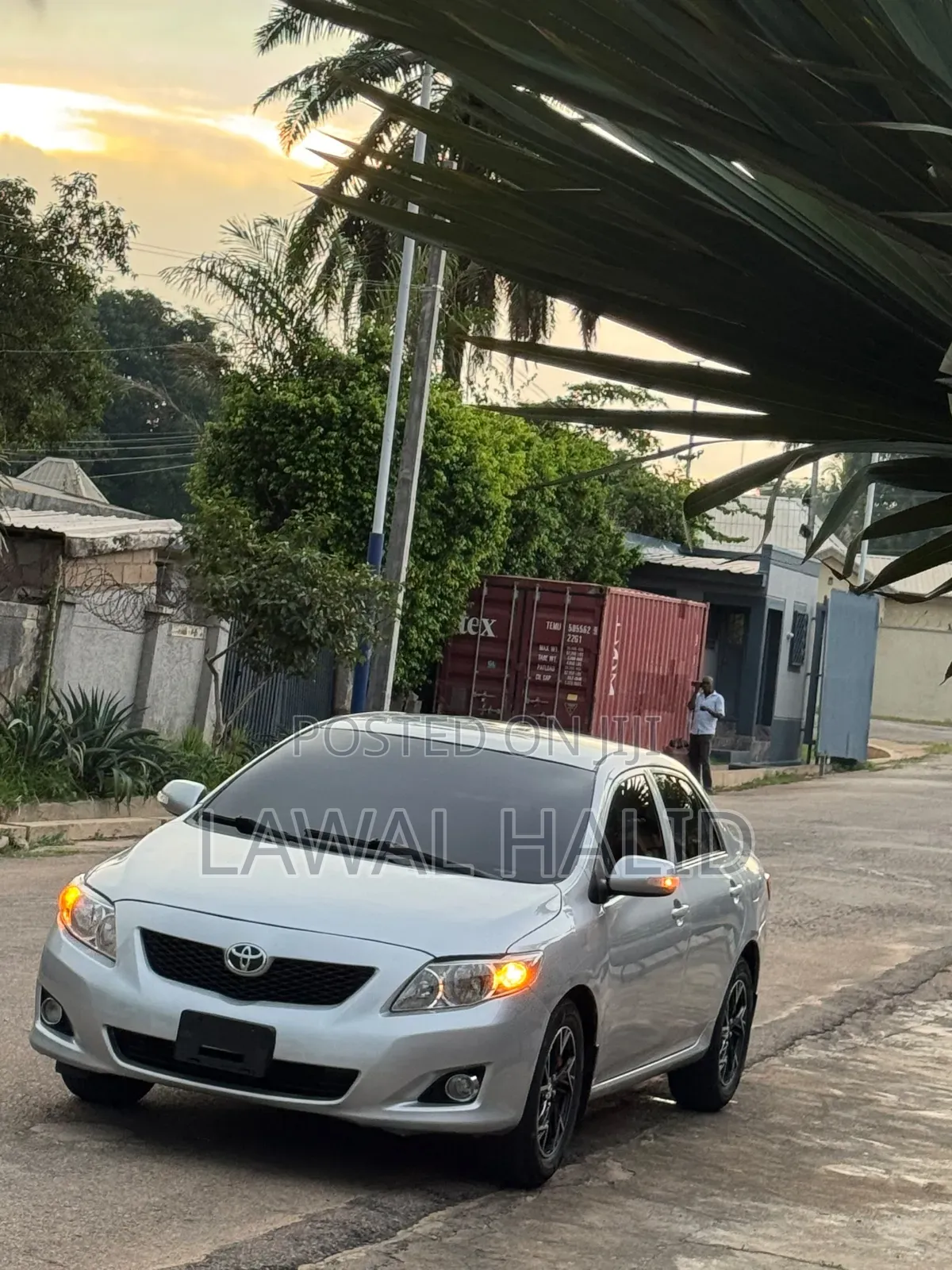 Toyota Corolla 2010 Silver