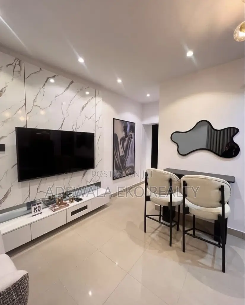 Luxurious Smart 1 Bedroom Apartment in Maruwa Lekki.