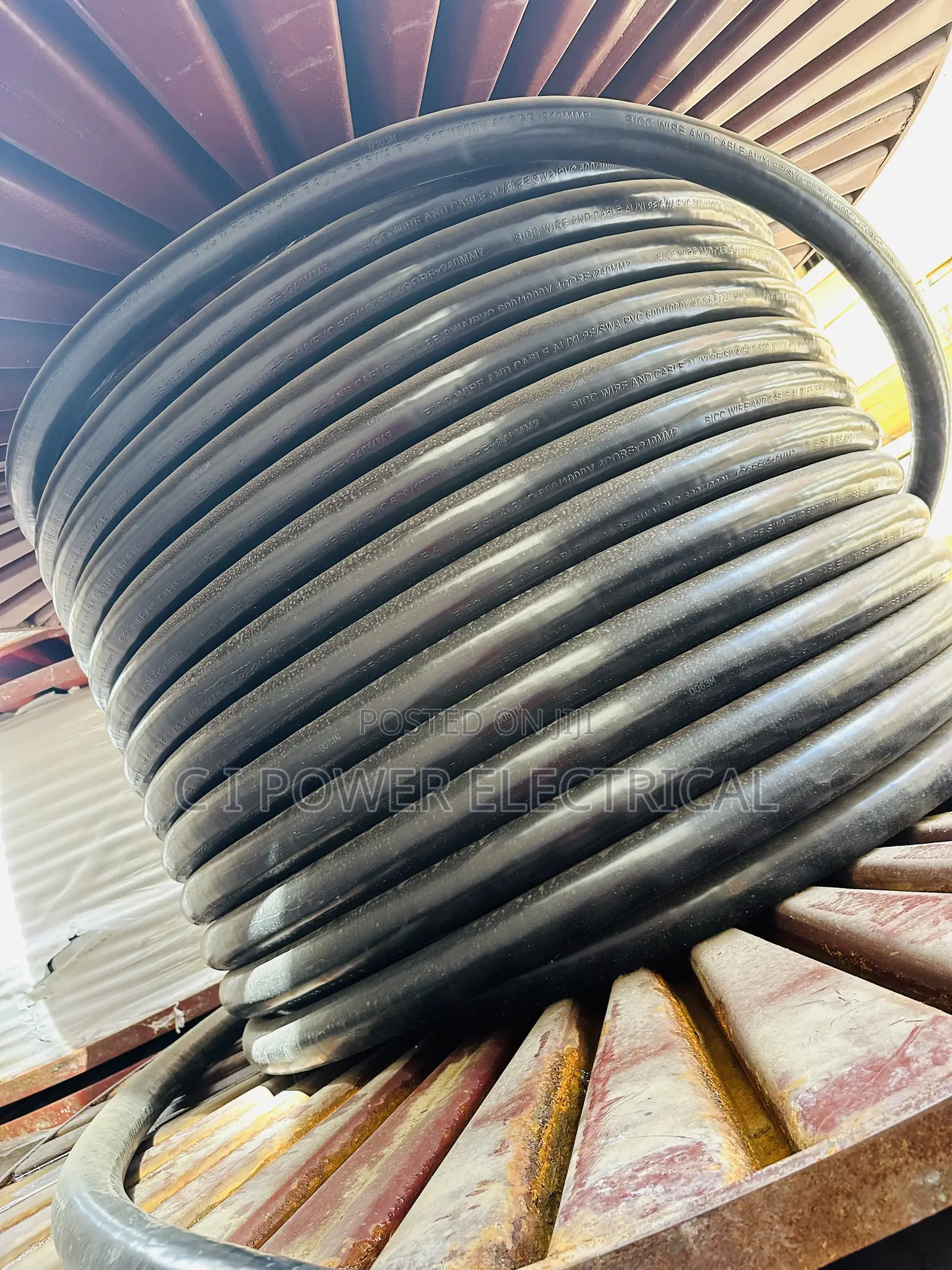 240mm 4 Core Aluminum Armored Cable