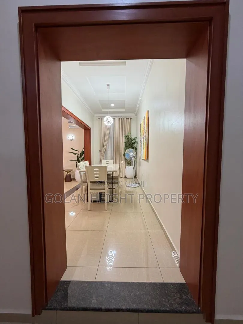 3bdrm Block of Flats in Diplomatic Zone City, Katampe Extension