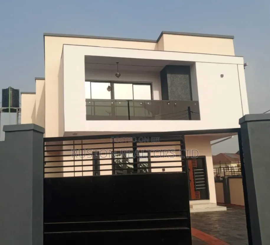 4bdrm House in Kolapo Ishola Gra, Akobo for sale