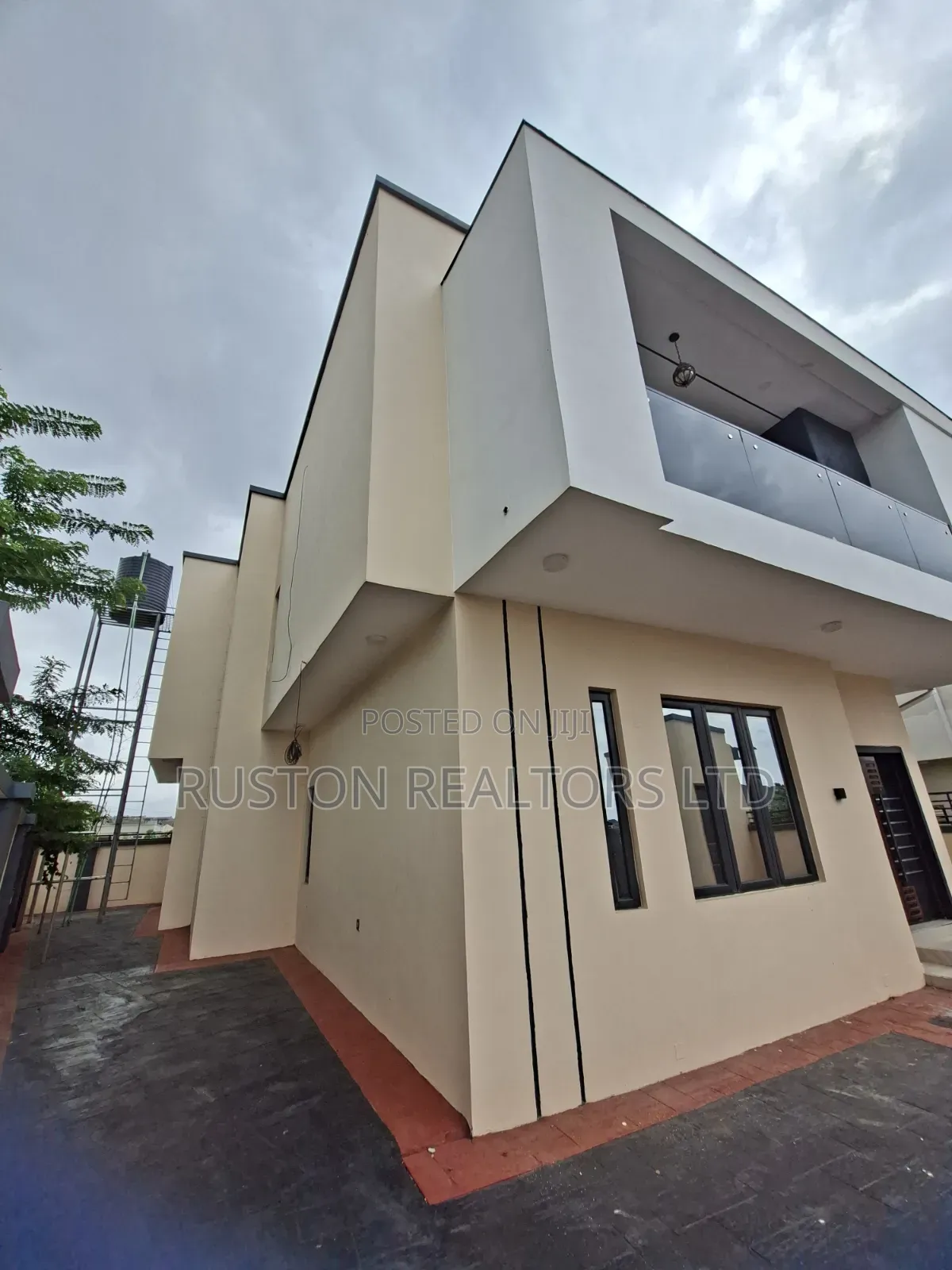 4bdrm House in Kolapo Ishola Gra, Akobo for sale