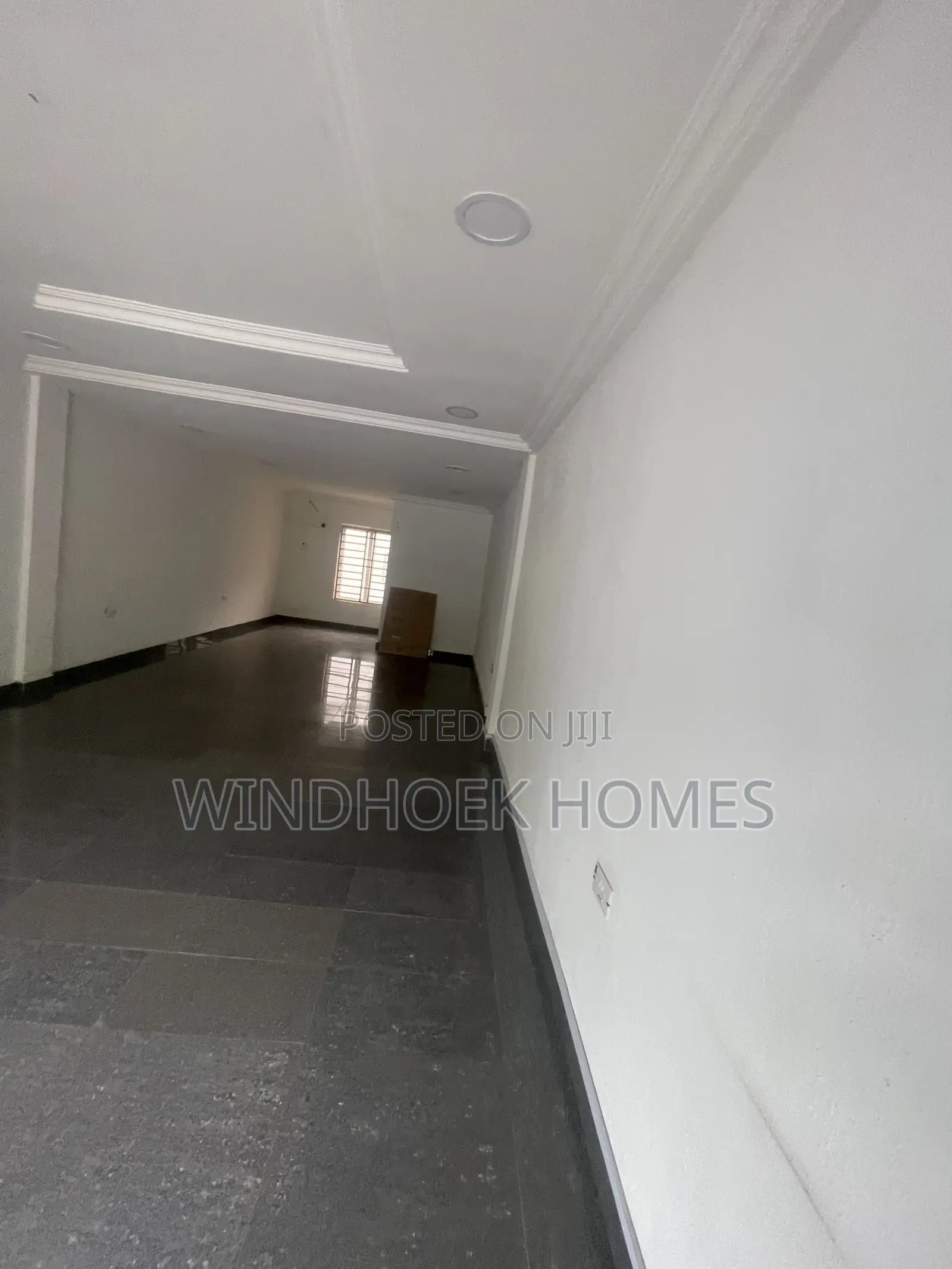 Office Space Measuring About 40sqms on the 1st Floor en-Suite