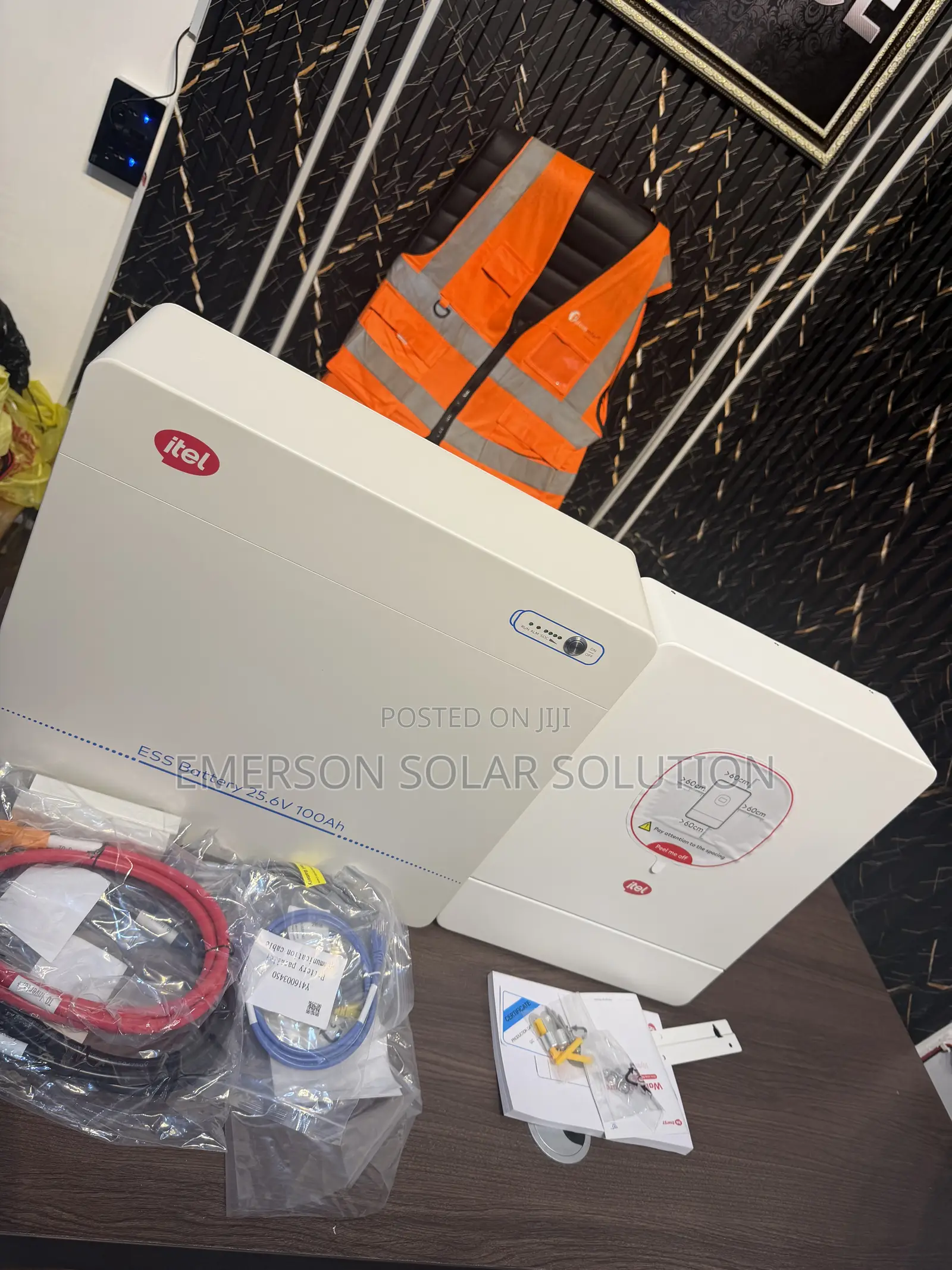 Itel 24v Installation 3kva Hybrid Inverter and 2.5kwh Lithium Battery