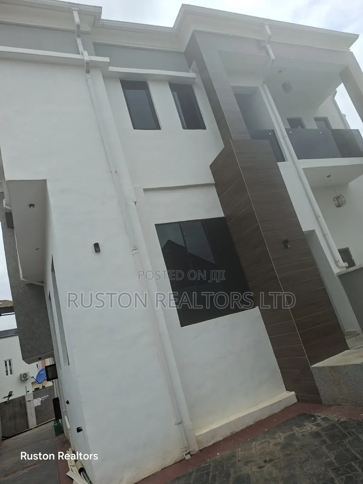 3bdrm Duplex in Akobo for rent
