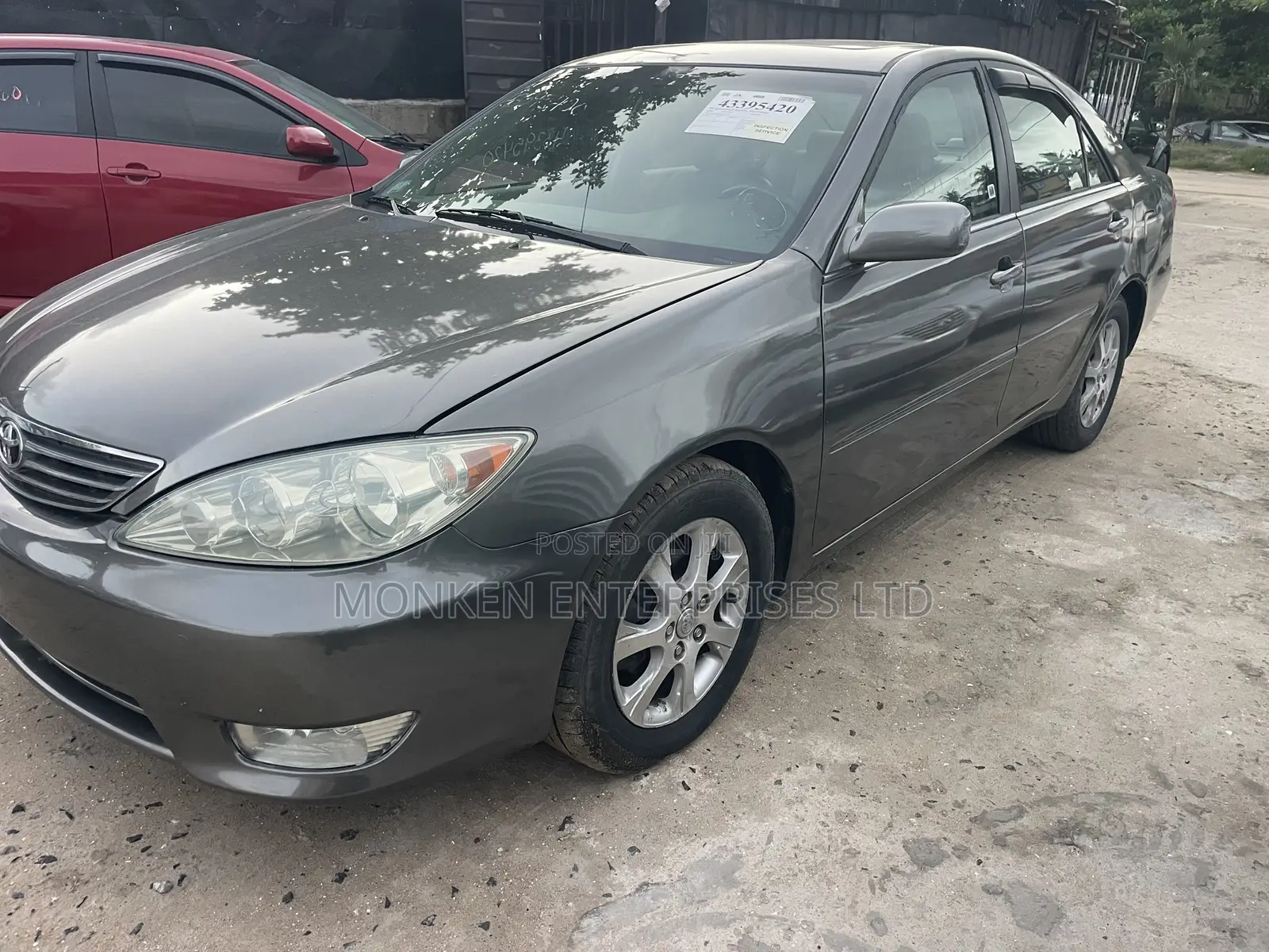 Toyota Camry XLE 4dr Sedan (2.4L 4cyl 5A) 2005 Gray