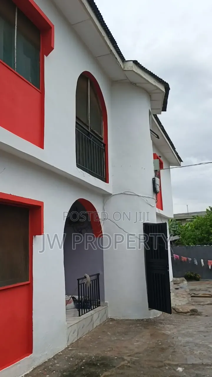 20bdrm Block of Flats in Igando / Ikotun/Igando for sale