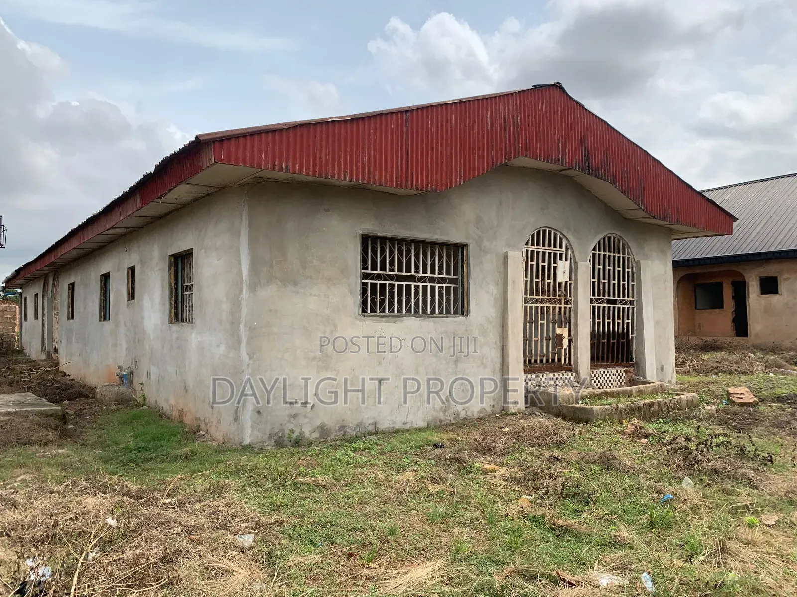 3bdrm Block of Flats in 2 Flats, Benin City for sale