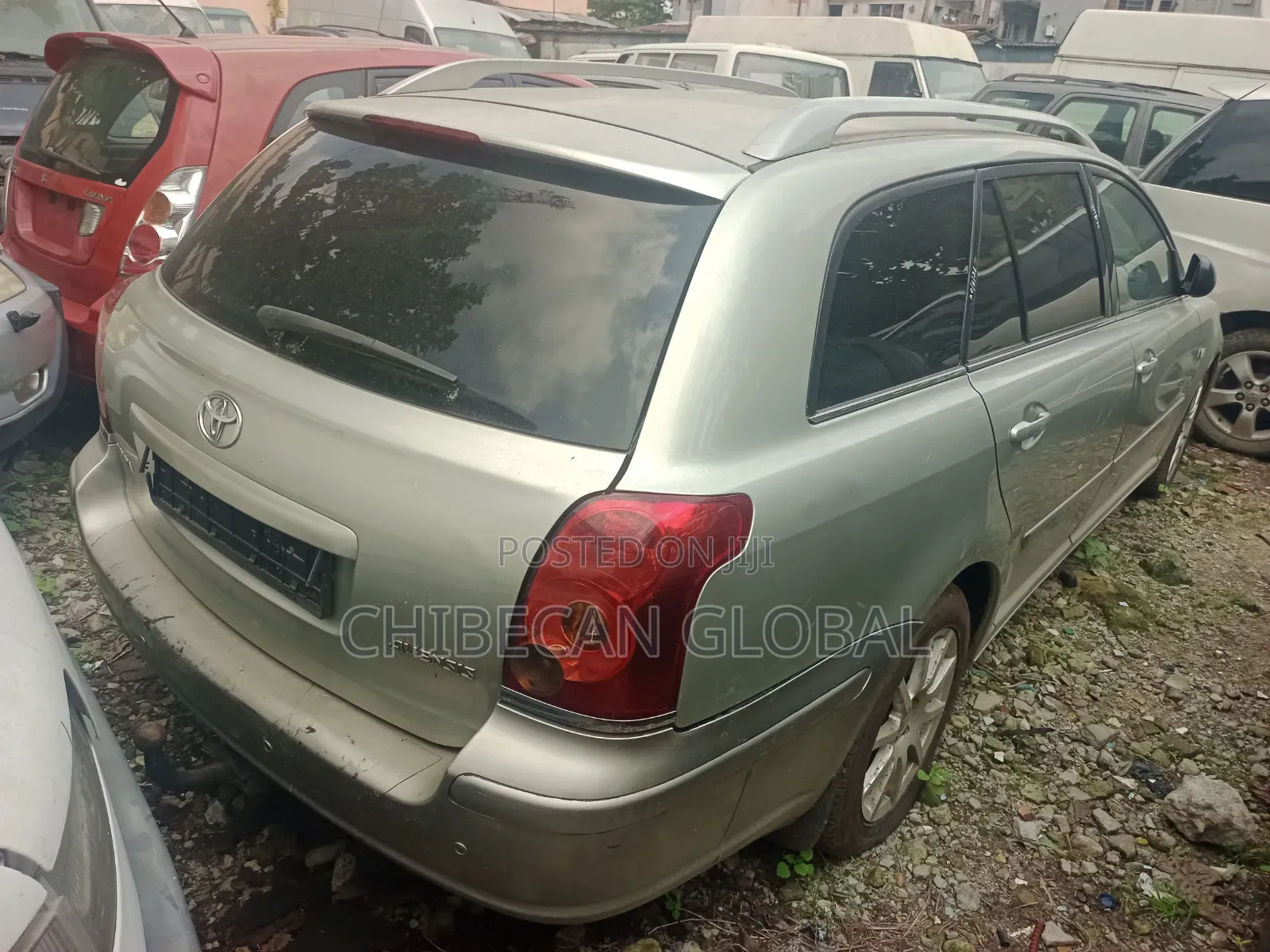 Toyota Avensis 2005 Silver