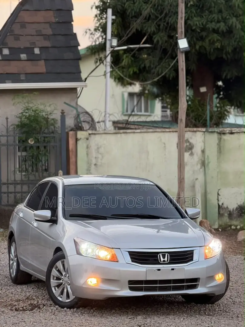 Honda Accord 2009 Silver