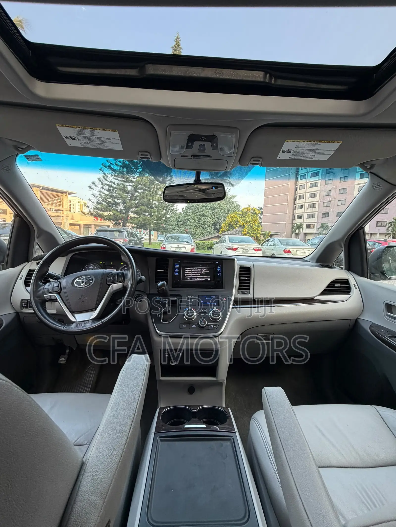 Toyota Sienna XLE 7-Passenger 4dr Minivan AWD (3.5L 6cyl 6A) 2015 Black
