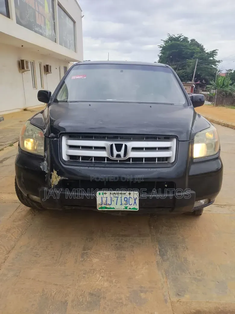 Honda Pilot 2005 Black