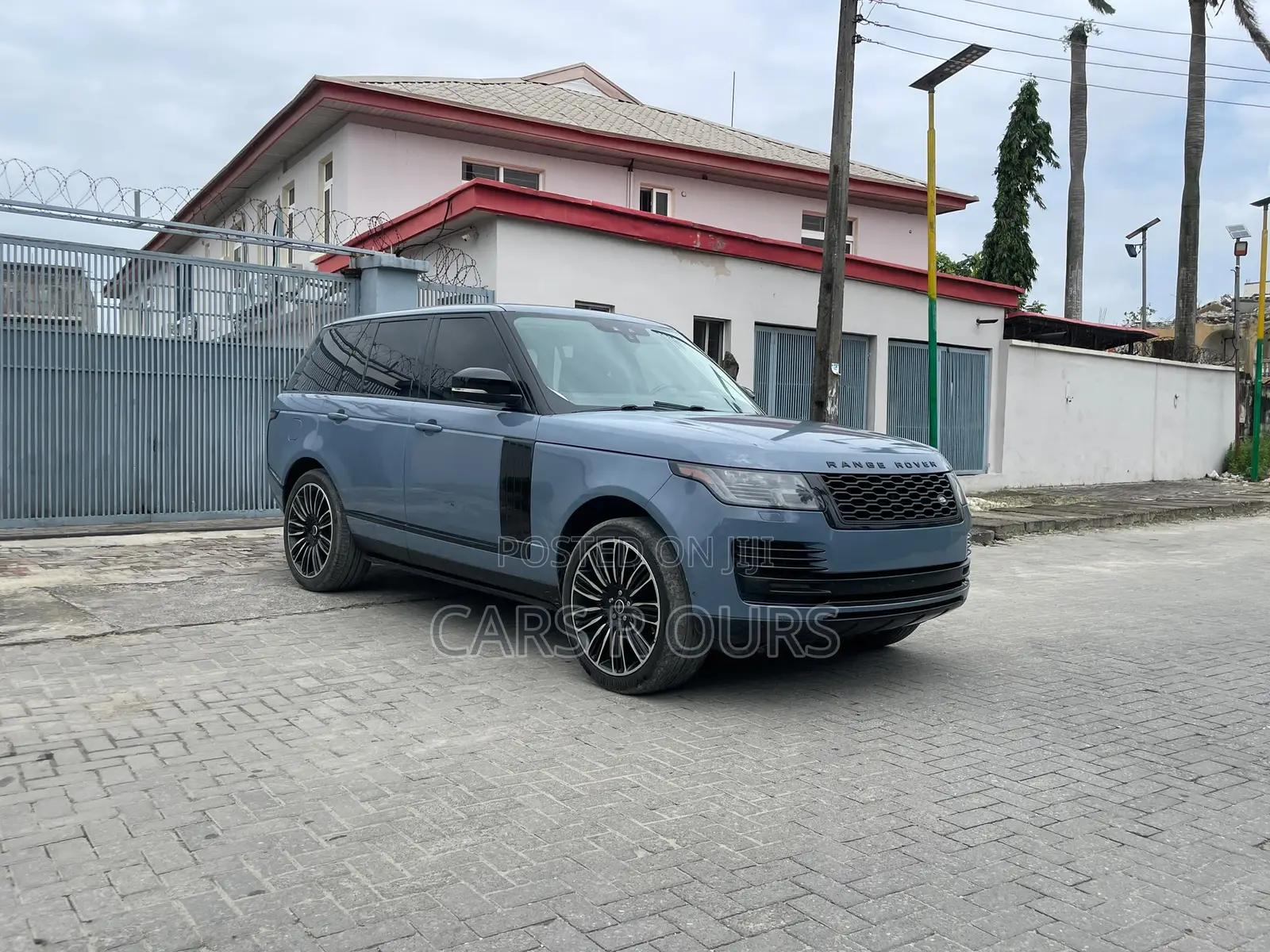 Land Rover Range Rover Vogue 2019 Blue