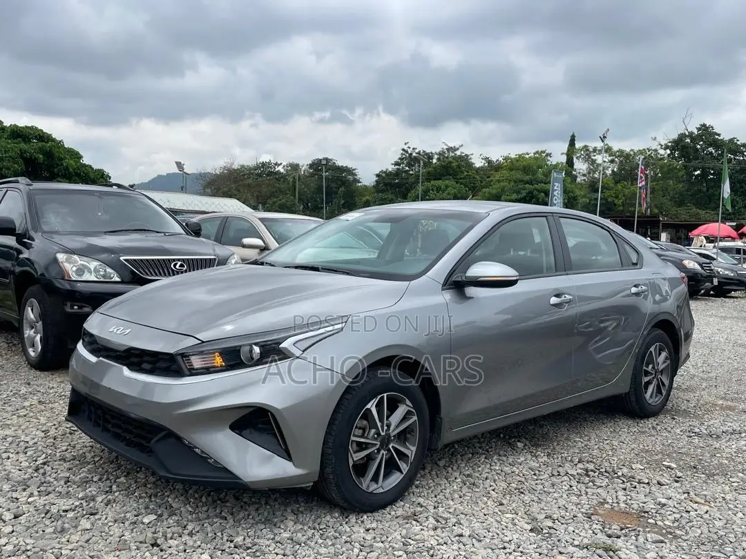 Kia Cerato 2023 Gray