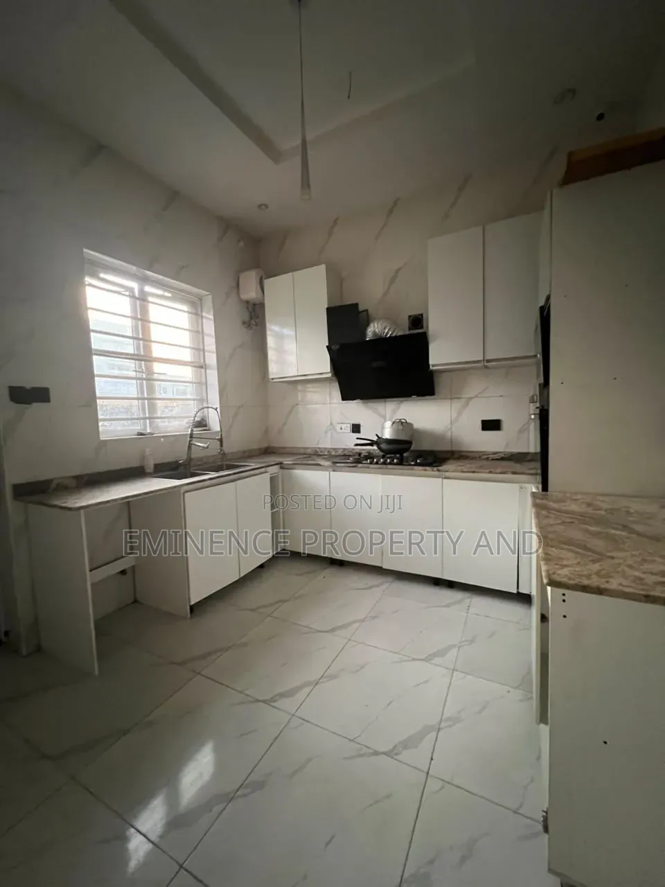 4bdrm Duplex in Ikota for rent