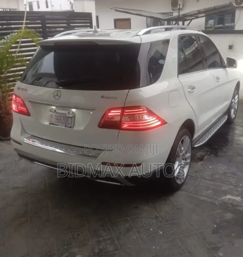 Mercedes-Benz M Class ML350 4dr SUV (3.5L 6cyl 7A) 2014 White