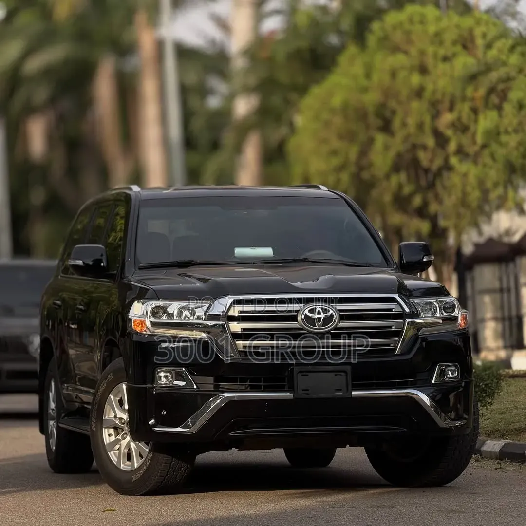 New Toyota Land Cruiser 2019 Black