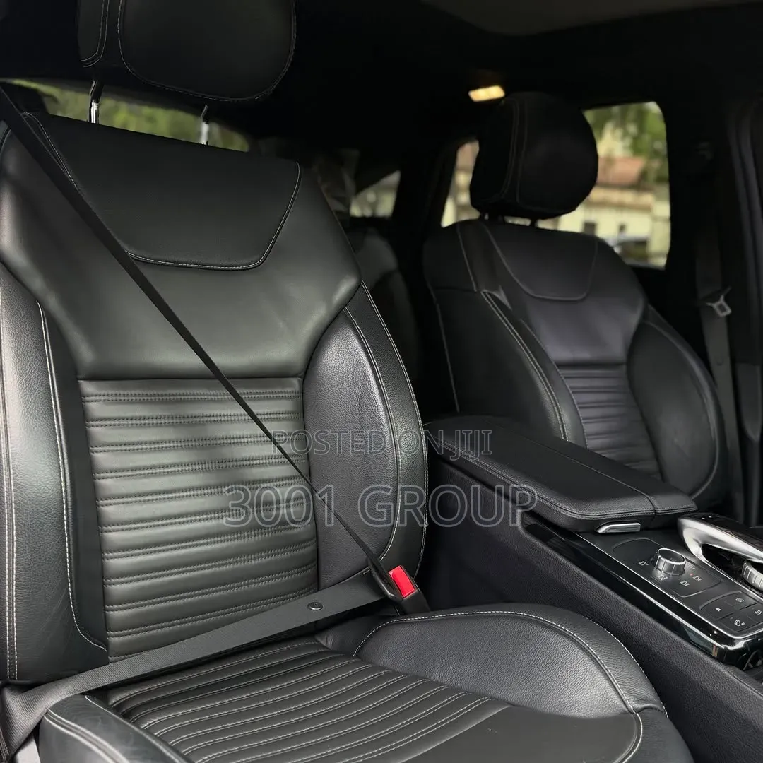 Mercedes-Benz GLE-Class 2019 White