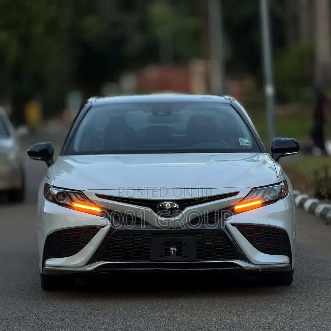Toyota Camry 2023 White