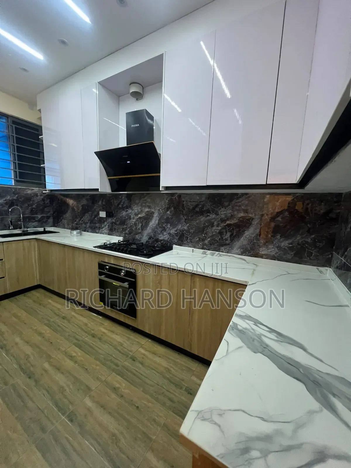Furnished 3bdrm Apartment in Lekki Right for rent
