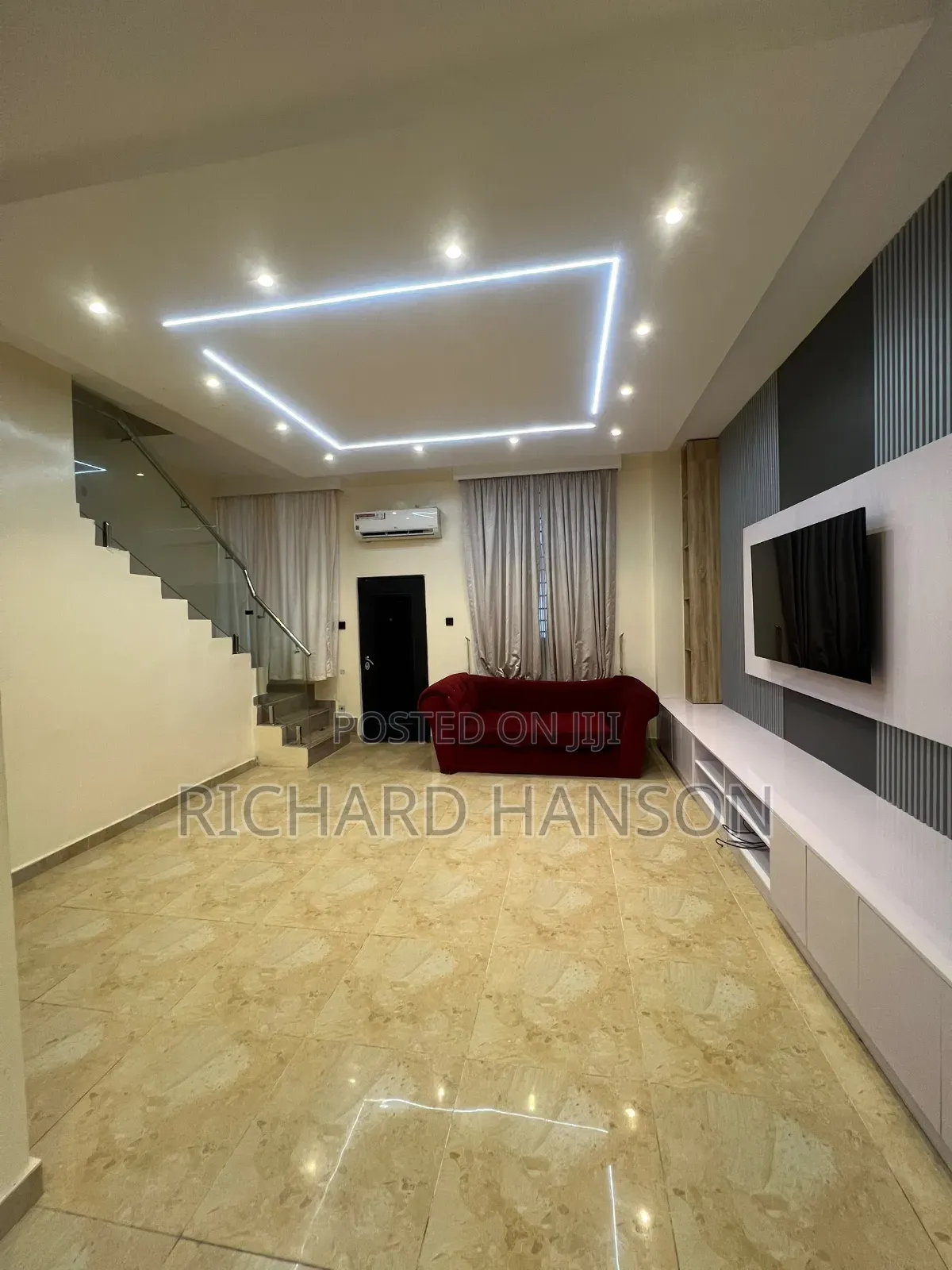 Furnished 3bdrm Apartment in Lekki Right for rent