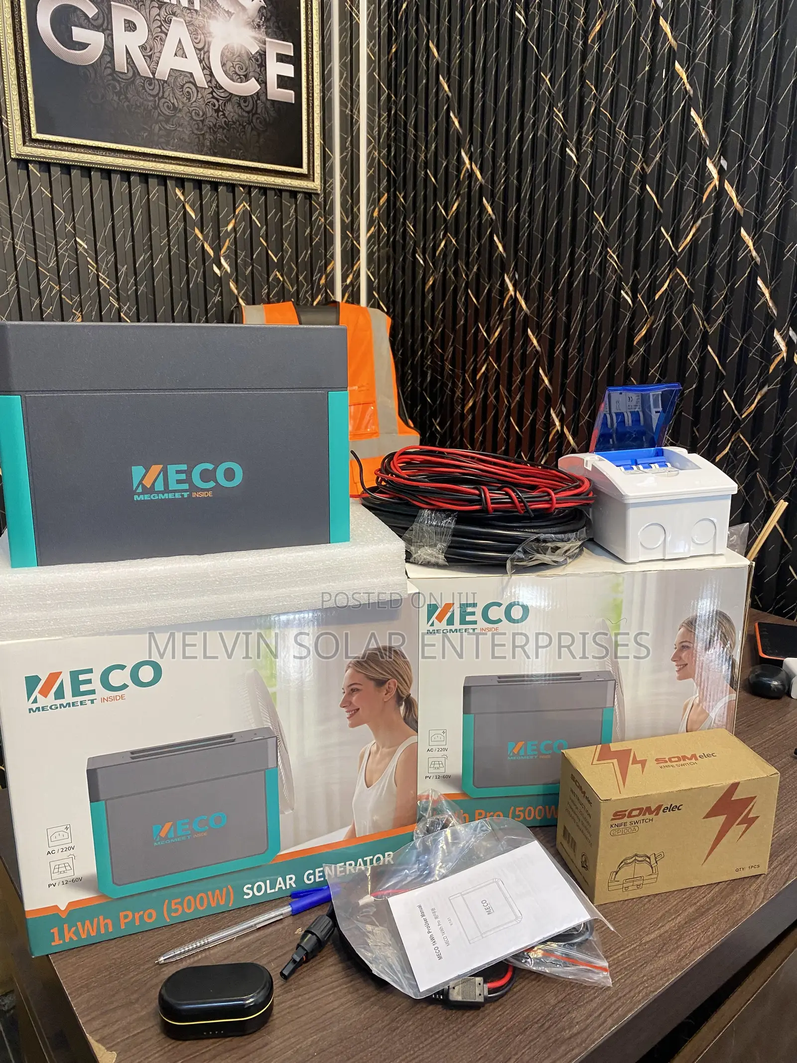 1KWH PRO 500watt MECO Solar Generator Available in Store Now Dm