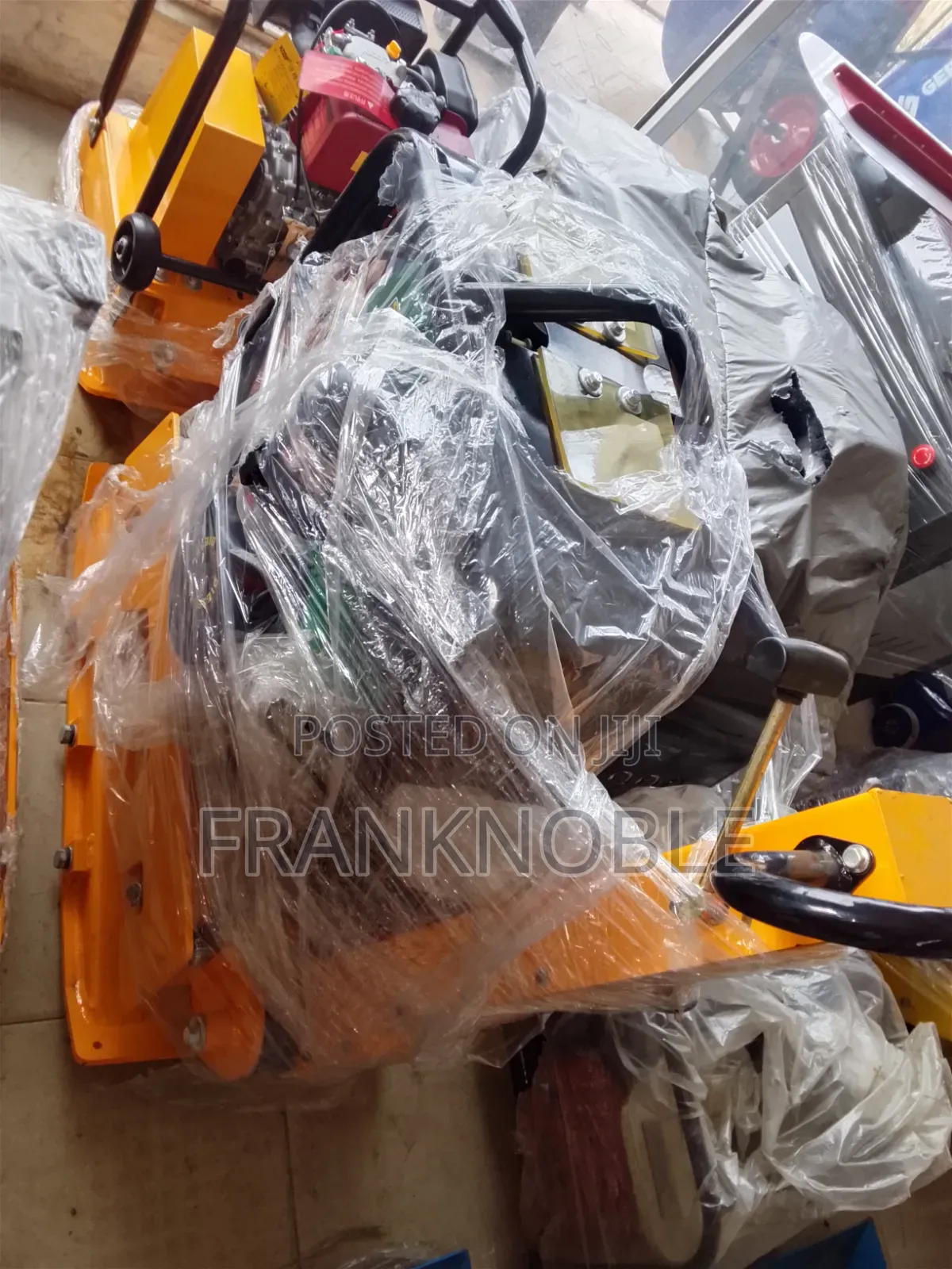 C220 Diesel Reversible Compactor Maachine.