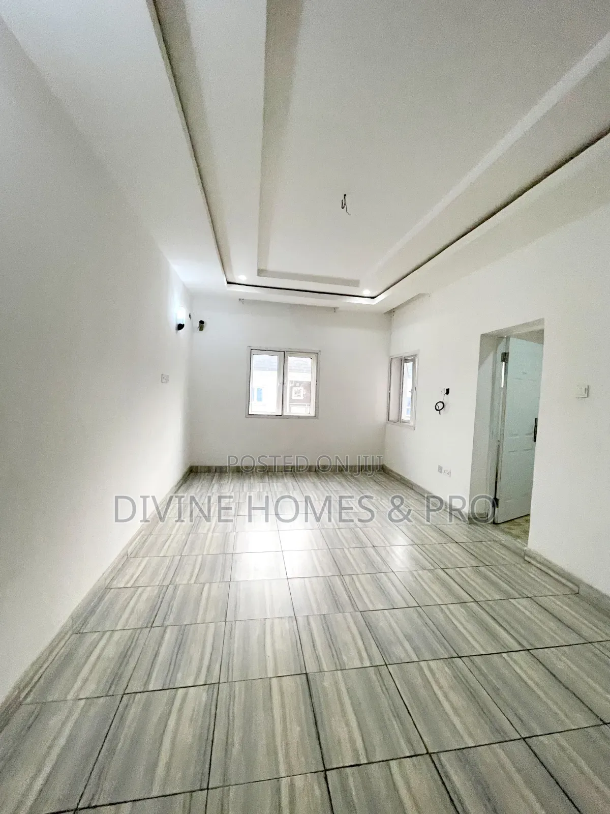 3bdrm Block of Flats in Wuye for rent