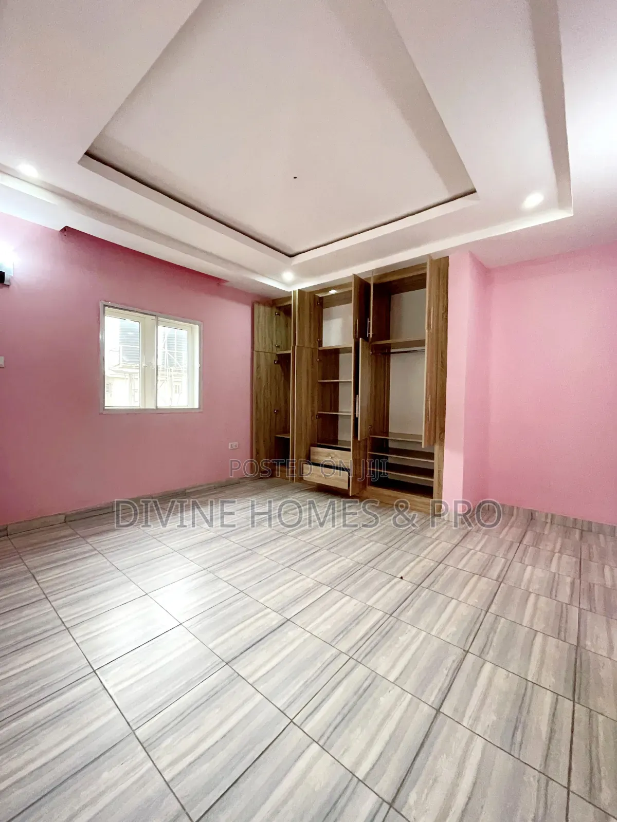 3bdrm Block of Flats in Wuye for rent
