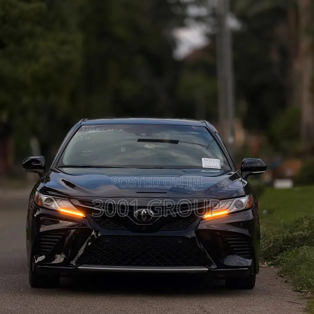 Toyota Camry 2018 Black
