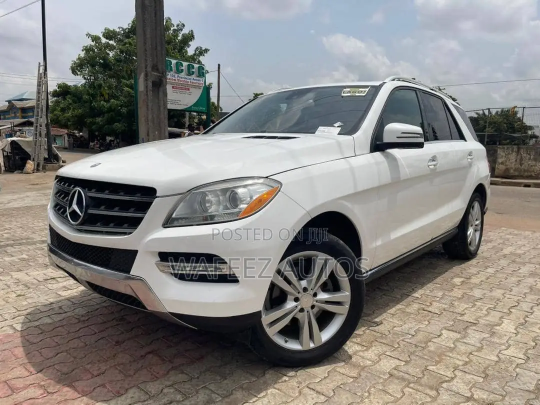 Mercedes-Benz M Class ML350 4MATIC 4dr SUV AWD (3.5L 6cyl 7A) 2015