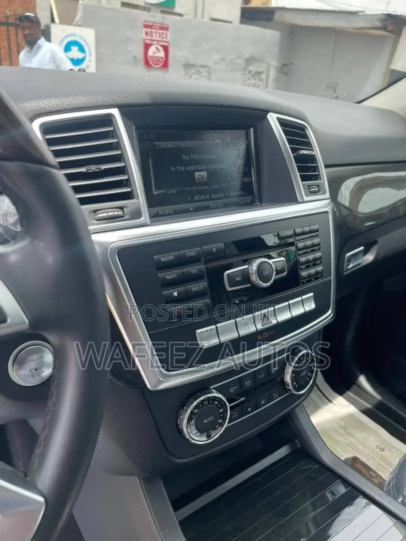 Mercedes-Benz M Class ML350 4MATIC 4dr SUV AWD (3.5L 6cyl 7A) 2015