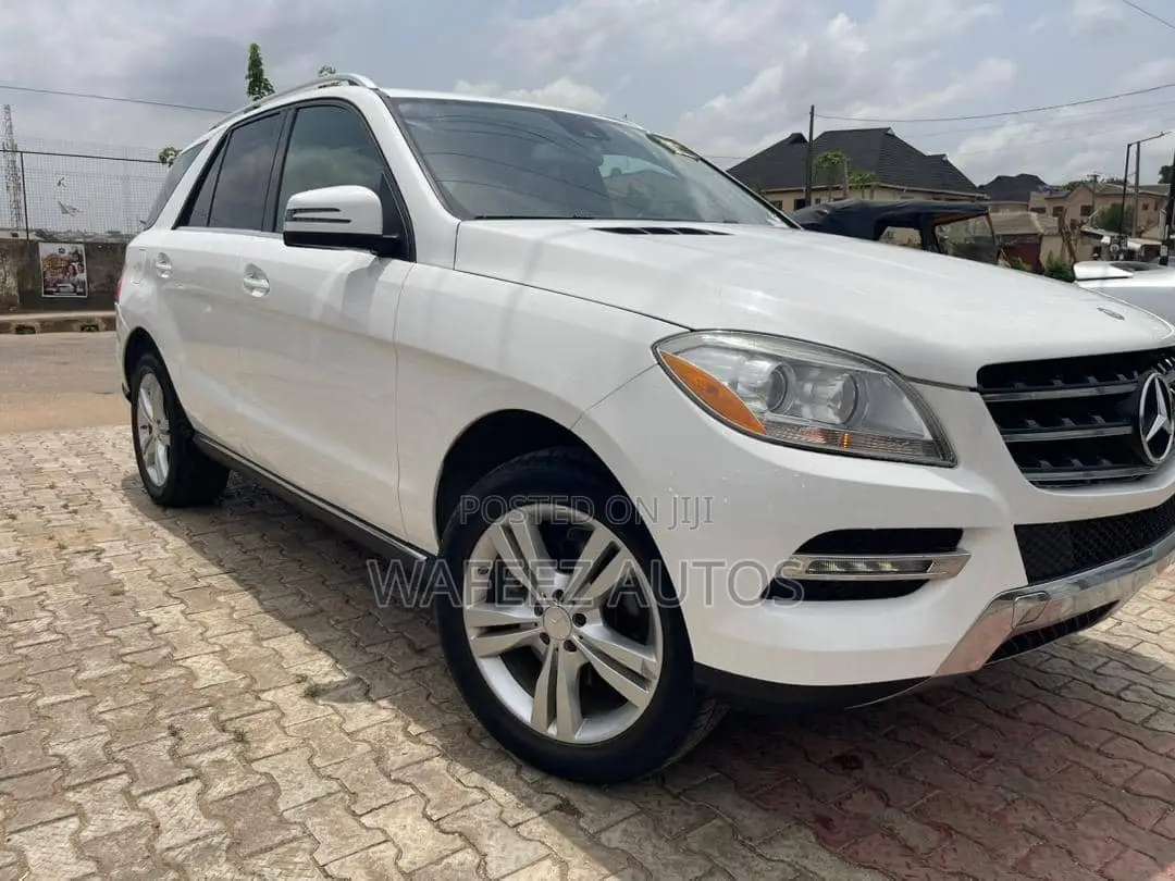 Mercedes-Benz M Class ML350 4MATIC 4dr SUV AWD (3.5L 6cyl 7A) 2015