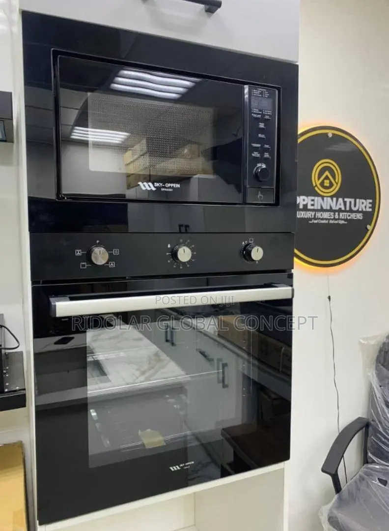 Built-in Gas and Electric Oven and Microwave