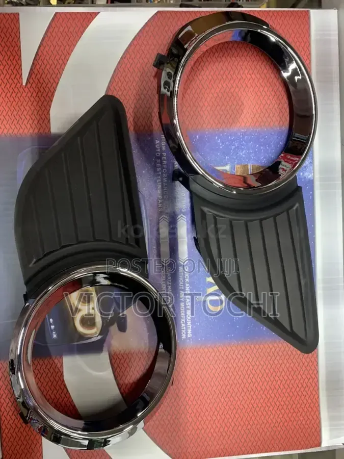 Fog Lamp Chrome Toyota Sienna 2011/ 2012