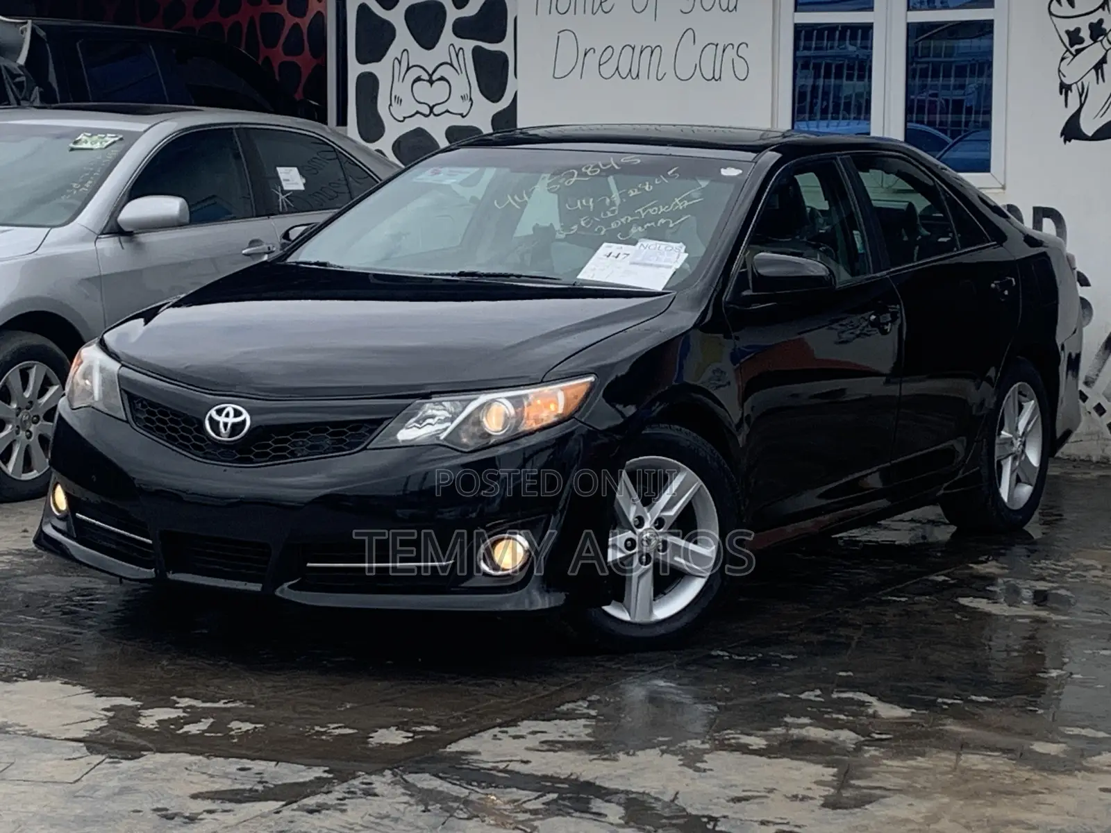 Toyota Camry SE V6 4dr Sedan (3.5L 6cyl 6A) 2012 Black