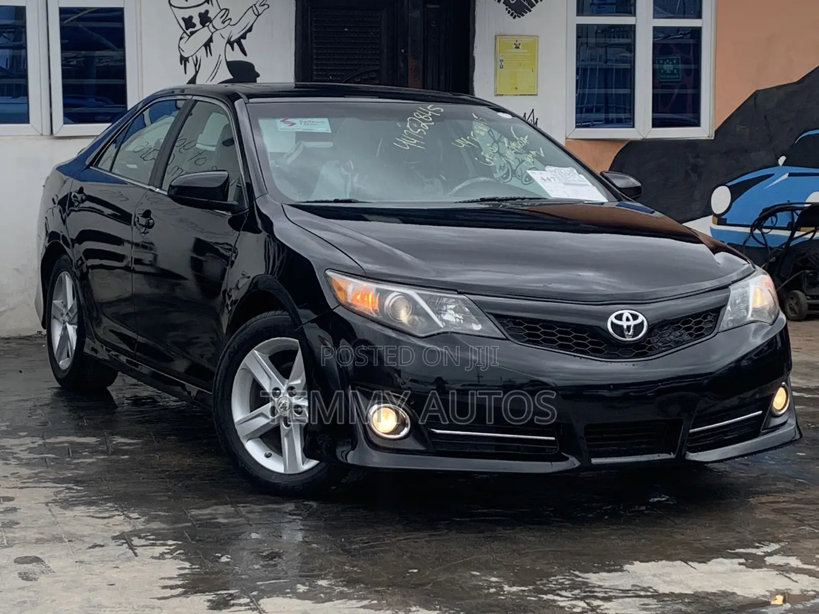 Toyota Camry SE V6 4dr Sedan (3.5L 6cyl 6A) 2012 Black