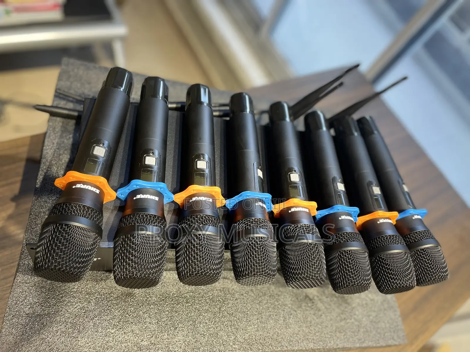 Shure 8-in-1 Wireless Microphone