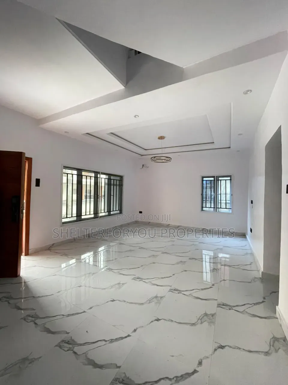 4bdrm Townhouse / Terrace in Ikate for rent