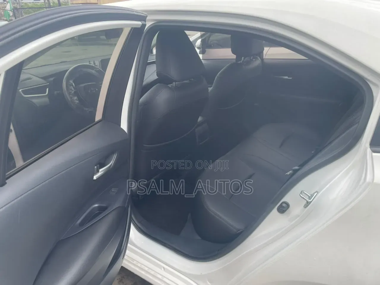 Toyota Corolla 2023 White