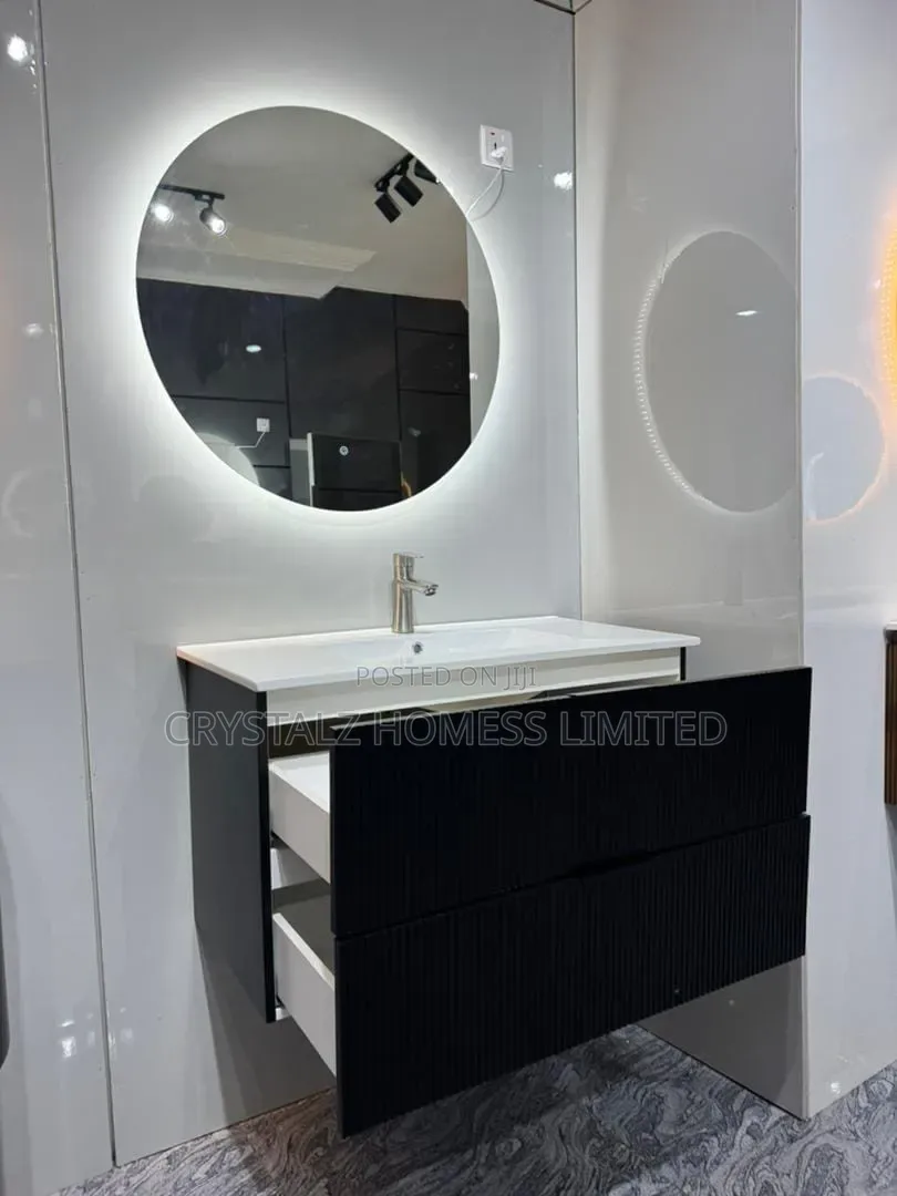 Brand New 80cm / 90cm Luxury Bathroom Vanity Cabinet With LED Mirror