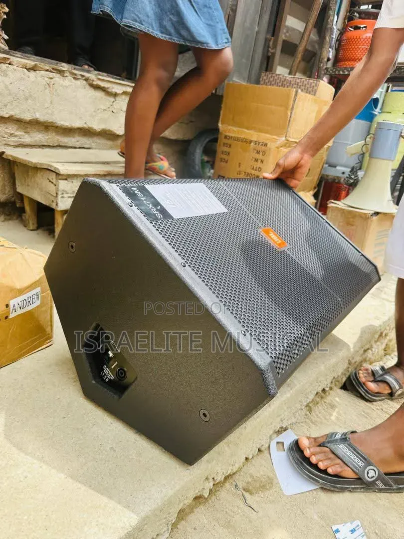 Quality JBL Floor and Standing Monitor Speaker's SRX-712M